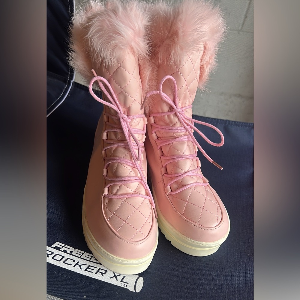Cold weather fashion boots size 42